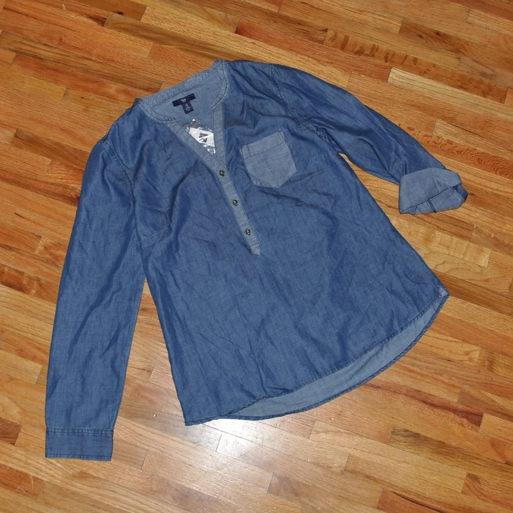 GAP Blue Mixed Chambray Split-Neck Popover Tunic Top sz M NEW Women's Blouse - Picture 1 of 8